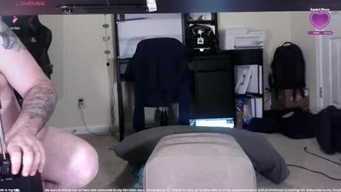 Snapshot of hgr16 chatting on 02/10/25, 08:20 FunGuy33 online show from 02/10/25, 08:20