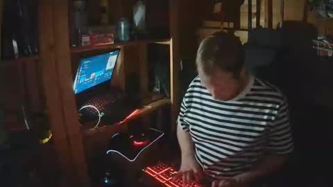 Snapshot of hharveyden chatting on 02/24/26, 12:30 H Dawg online show from 02/24/26, 12:30