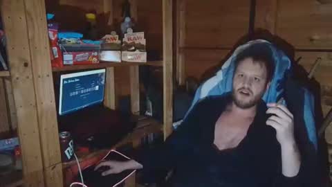 Snapshot of hharveyden chatting on 03/08/26, 09:51 H Dawg online show from 03/08/26, 09:51