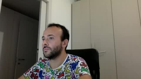 Snapshot of hhombre chatting on 09/22/25, 07:43 hhombre online show from 09/22/25, 07:43