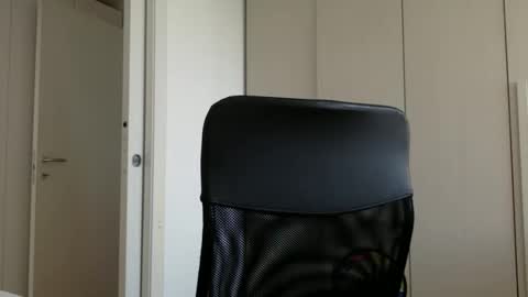 Snapshot of hhombre chatting on 01/08/26, 08:49 hhombre online show from 01/08/26, 08:49