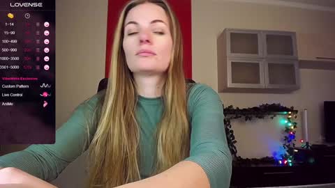 Lina online show from 01/26/25, 11:50