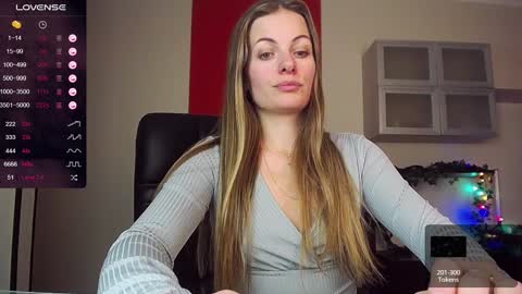 Lina online show from 02/03/25, 05:14