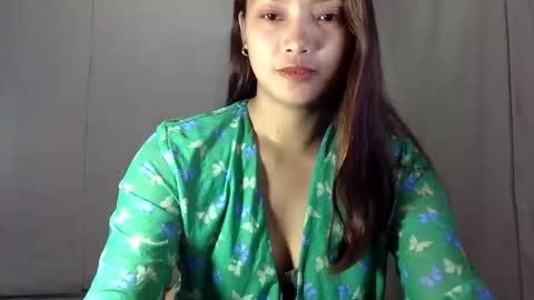 Snapshot of hi_there99 chatting on 11/28/25, 10:01 hi_there99 online show from 11/28/25, 10:01