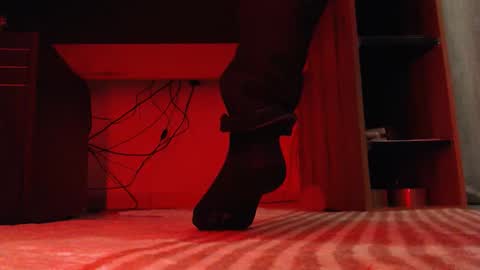 Snapshot of hibo66 chatting on 02/14/26, 06:43 InMyAss online show from 02/14/26, 06:43