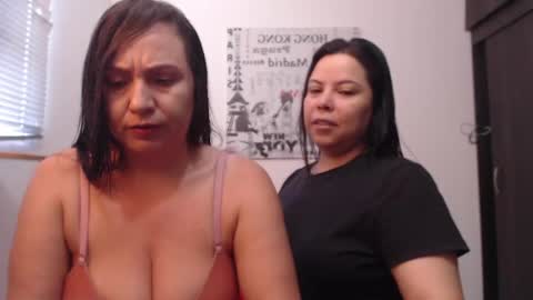 Snapshot of hidden_tinna chatting on 05/20/26, 05:41 Tinna online show from 05/20/26, 05:41