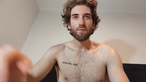 Snapshot of hiddengaze chatting on 02/18/26, 03:52 HiddenGaze online show from 02/18/26, 03:52