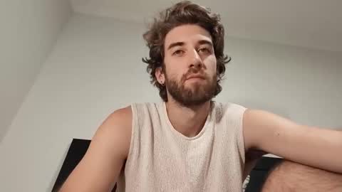 Snapshot of hiddengaze chatting on 02/22/26, 08:24 HiddenGaze online show from 02/22/26, 08:24