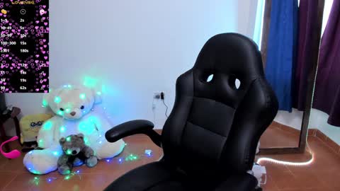 Diana online show from 01/25/25, 04:24