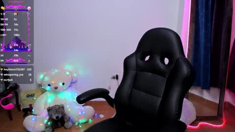 Diana online show from 02/09/25, 03:11