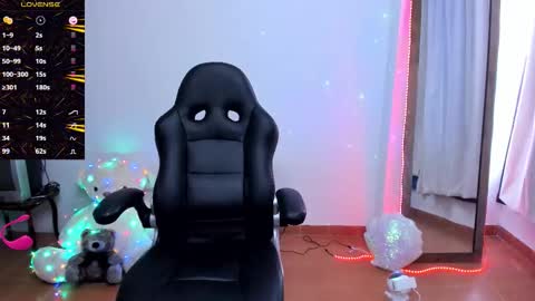 Diana online show from 12/04/25, 07:33