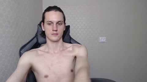 Snapshot of higherdegree chatting on 12/02/24, 09:06 higherdegree online show from 12/02/24, 09:06