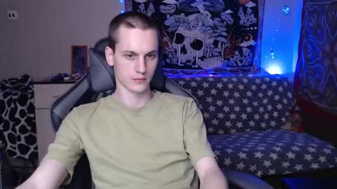 Snapshot of higherdegree chatting on 03/08/25, 05:01 higherdegree online show from 03/08/25, 05:01