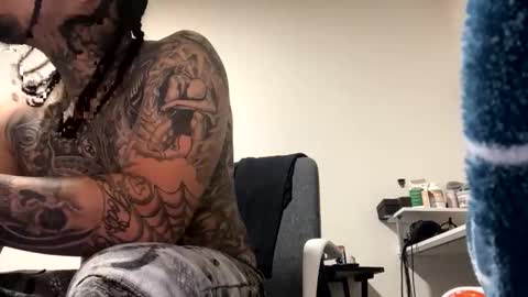 Snapshot of hihello300 chatting on 01/13/26, 07:13 hihello300 online show from 01/13/26, 07:13