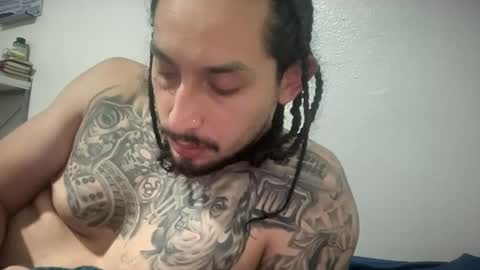 hihello400 online show from 10/28/25, 06:50