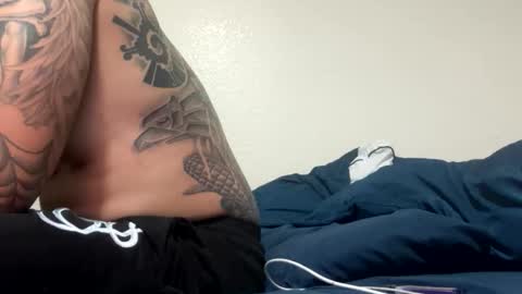 hihello7777 online show from 11/24/25, 12:32