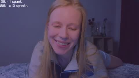 Chloe online show from 03/03/25, 11:56