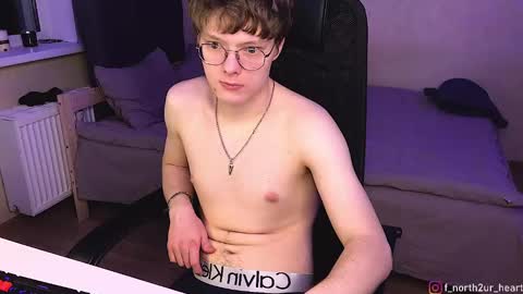 Snapshot of hikaru_heart chatting on 02/24/25, 09:31 Hikaru online show from 02/24/25, 09:31