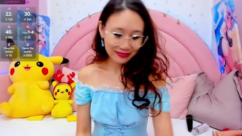 Snapshot of hikori_ chatting on 01/18/25, 01:30 Hikori online show from 01/18/25, 01:30
