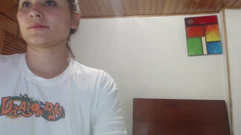 Snapshot of hilari18 chatting on 01/16/25, 01:58 hilaril18 online show from 01/16/25, 01:58