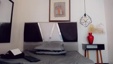 Hilary Avilan online show from 02/07/25, 07:49