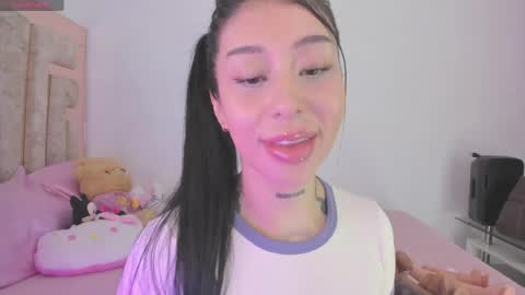 Snapshot of hilary_jones_22 chatting on 05/25/26, 12:16 LUNA new account FOLLOW ME online show from 05/25/26, 12:16