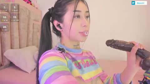 Snapshot of hilary_jones_22 chatting on 06/23/26, 12:19 LUNA new account FOLLOW ME online show from 06/23/26, 12:19