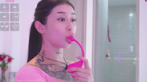 Snapshot of hilary_jones_22 chatting on 07/09/26, 12:58 LUNA new account FOLLOW ME online show from 07/09/26, 12:58
