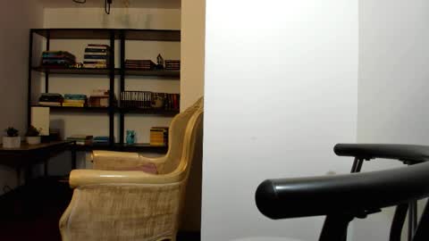 Hillary online show from 09/12/25, 10:15