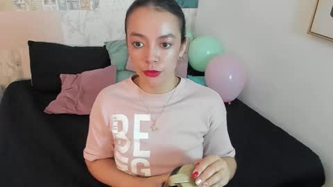 Hillary online show from 11/13/25, 03:05