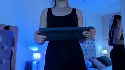 Hillary online show from 11/28/25, 03:20