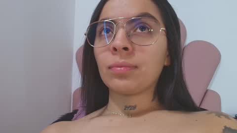 sarah online show from 10/02/25, 10:33