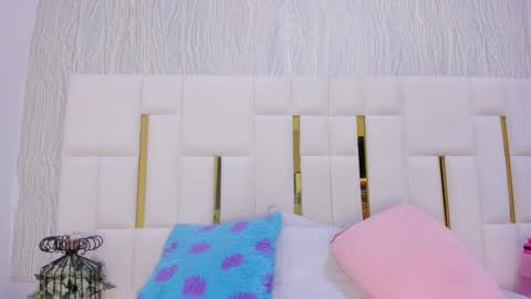 Hillary online show from 12/14/25, 10:42