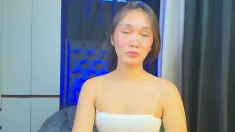 Snapshot of himarika chatting on 02/21/25, 06:29 yuricah online show from 02/21/25, 06:29