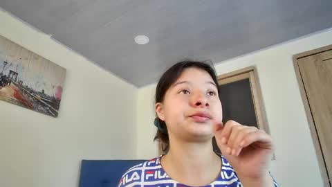 Snapshot of himawary_soin5 chatting on 05/11/26, 04:04 himawary_soin5 online show from 05/11/26, 04:04