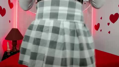 Snapshot of hinasha chatting on 02/18/25, 10:47 Angel online show from 02/18/25, 10:47