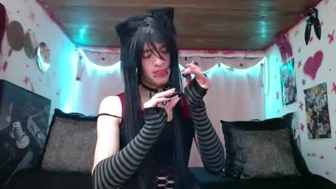 Snapshot of hinasha chatting on 04/15/26, 12:45 Angel online show from 04/15/26, 12:45