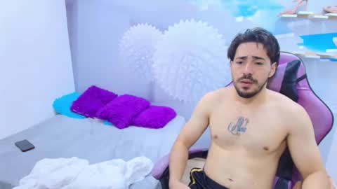 Snapshot of hinataii chatting on 02/13/26, 03:24 hinataii online show from 02/13/26, 03:24