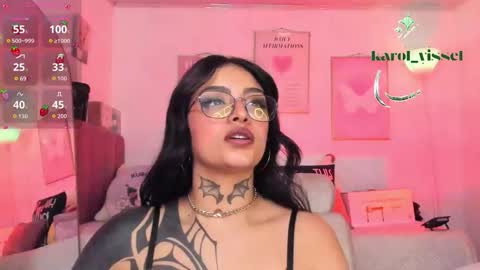 Snapshot of hinataweed01 chatting on 11/03/25, 01:51 Karol Independent Model online show from 11/03/25, 01:51