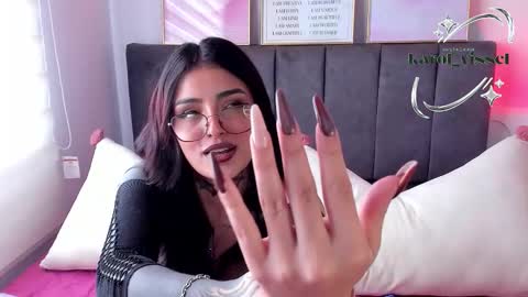 Snapshot of hinataweed01 chatting on 02/02/26, 03:11 Karol Independent Model online show from 02/02/26, 03:11