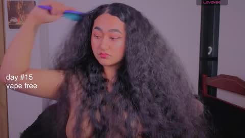 Snapshot of hipatiaandhephaestus chatting on 12/22/25, 05:04 Next stream saturday night online show from 12/22/25, 05:04