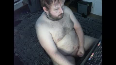 Snapshot of hipguy91 chatting on 11/11/25, 07:03 hipguy91 online show from 11/11/25, 07:03