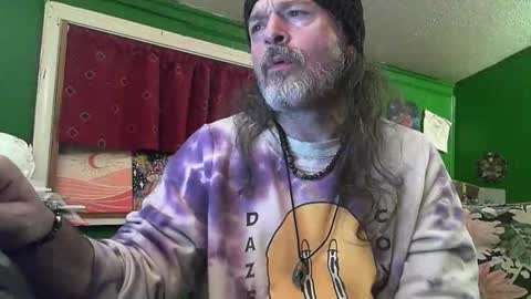hippiedad333 online show from 04/27/26, 02:09