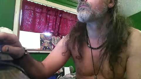 hippiedad333 online show from 04/30/26, 11:42