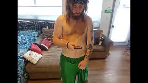 hippiejagain online show from 11/25/25, 05:35