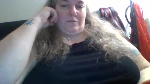 Snapshot of hippysnewhere chatting on 07/31/26, 08:47 hippysnewhere online show from 07/31/26, 08:47