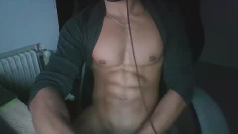 Snapshot of hiseres11 chatting on 10/29/25, 09:05 Hiseres online show from 10/29/25, 09:05