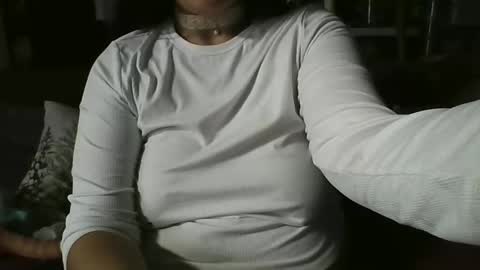 Snapshot of hisnotyours chatting on 11/18/25, 08:35 Grace online show from 11/18/25, 08:35