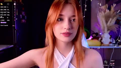 Snapshot of hisoka__akerley chatting on 03/28/26, 06:40 Ella online show from 03/28/26, 06:40