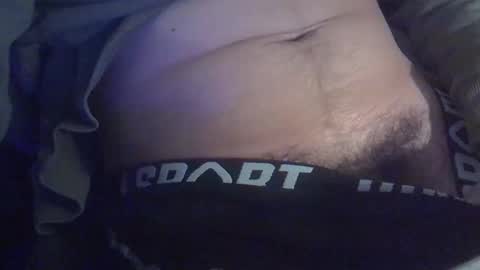 Snapshot of hlavoe33 chatting on 01/04/25, 01:42 Hlavoe online show from 01/04/25, 01:42